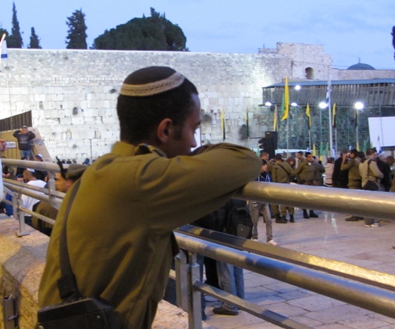 Israeli soldier image, Ethiopian image